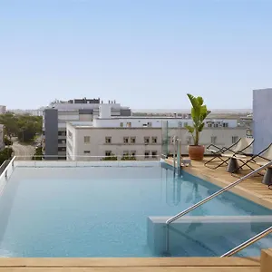 Nh Luz Hotel